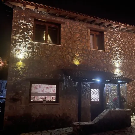 Ornytion Cozy House * Synikia Mesi Trikalon